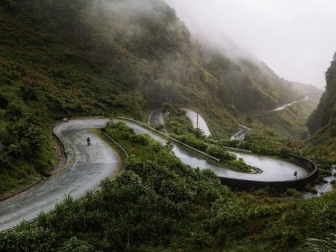 Ha Giang Loop Night Riding: Thrills, Dangers, and Magical Moments